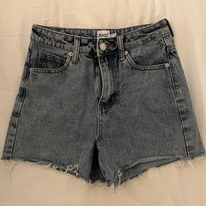 Princess Polly Ariana mid wash denim shorts